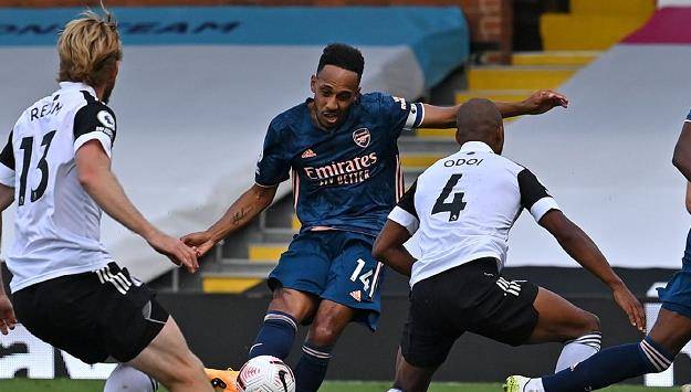  Arsenal终结十二年魔咒客场首次击败曼城  